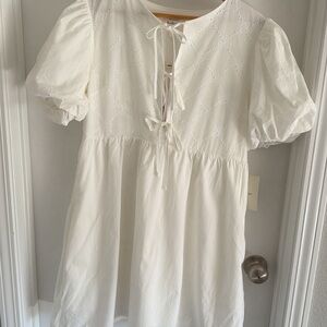 Girls' White Eyelet Puff Sleeve Dress